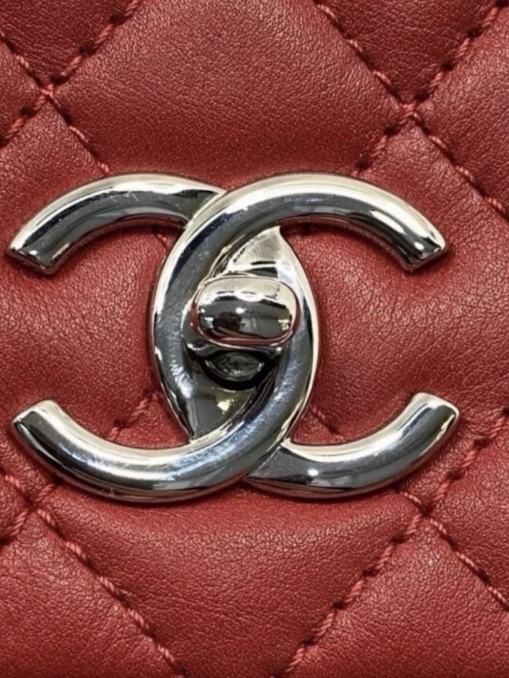 7803164CR T6 Chanel Shoulder Bag Red Leather - Picture 10 of 12